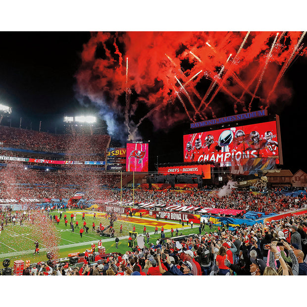 Tampa Bay Buccaneers <br><i>Super Bowl Champions</i><br>Gift Book